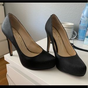 Jessica Simpson Parisah platform pumps